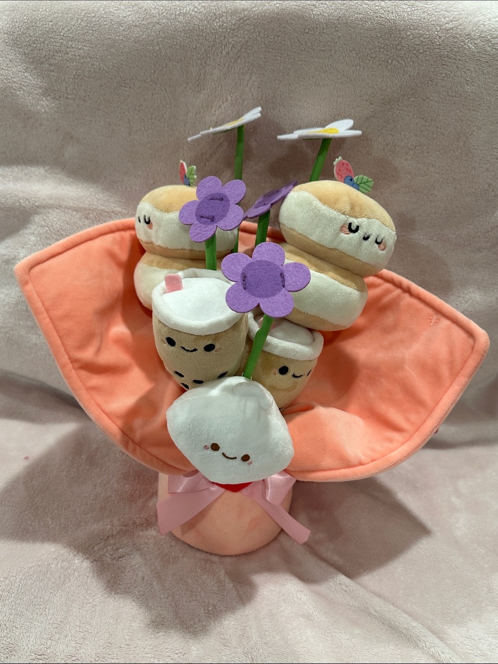 Smoko Friends Bouquet Plush boba, bao, fluffy pancake